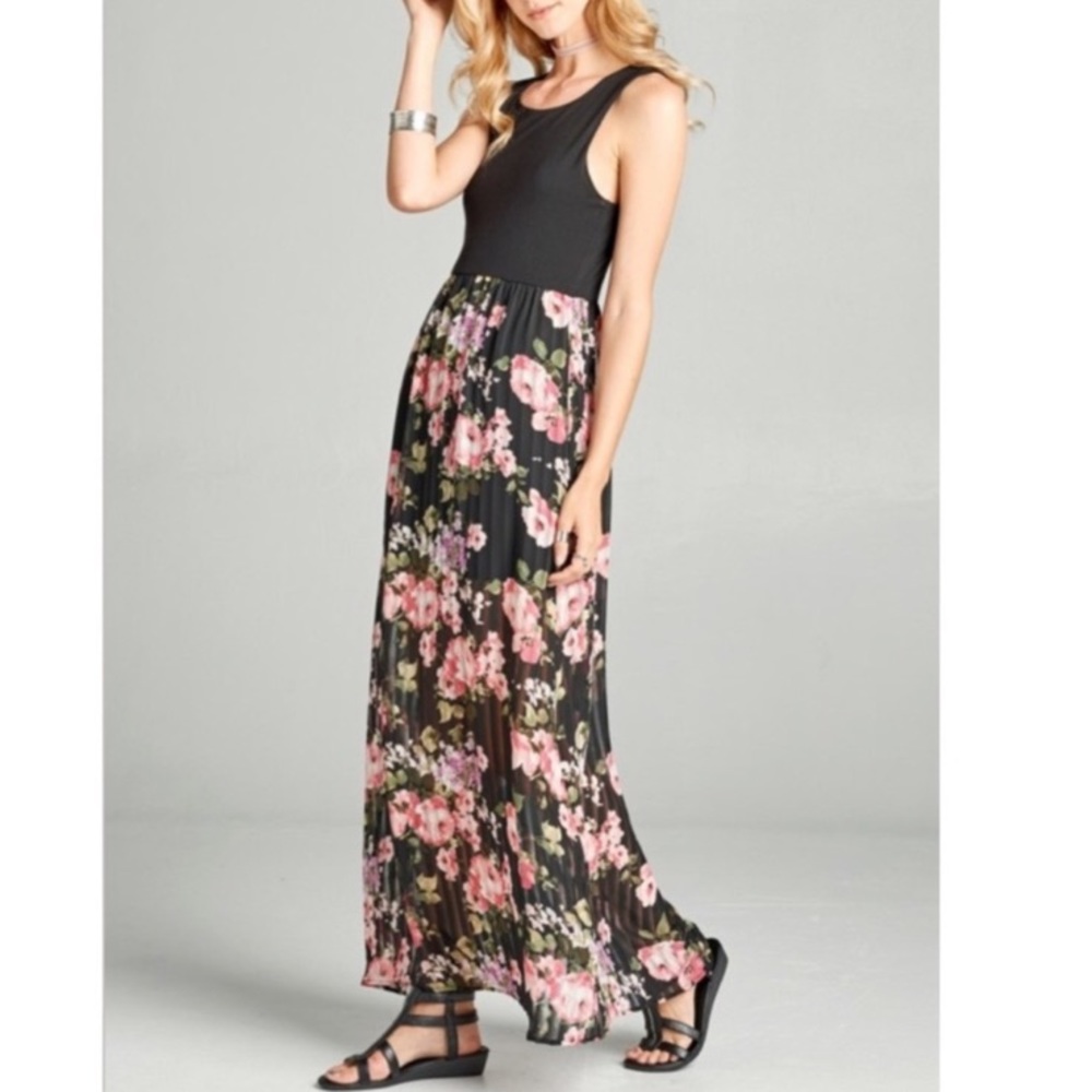 NEW Misty Pearl Floral Fit & Flare Maxi Dress